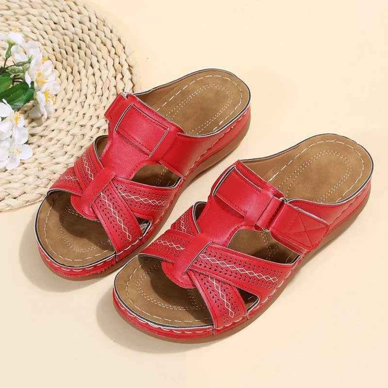 Aravelle Leather Sandals